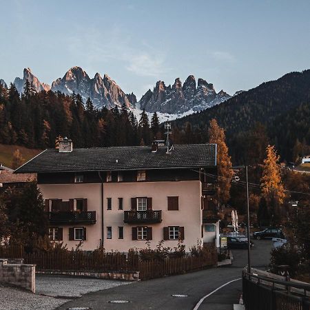 Hotel Fines Funes  Exterior foto